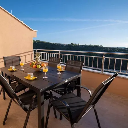 Apartman Apartments In Klek 42081 Klek